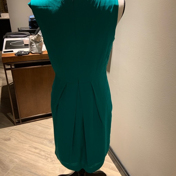 BCBG Emerald green ruffle trim fitted dress - Picture 5 of 10